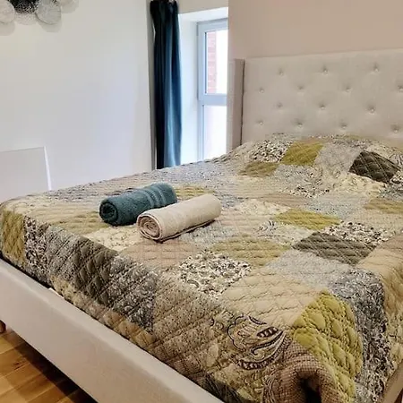Сasa de vacaciones Charmante Maison Totalement Renovee Saint-Géron