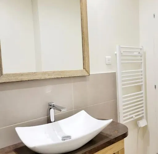 Charmante Maison Totalement Renovee Dom wakacyjny Saint-Géron