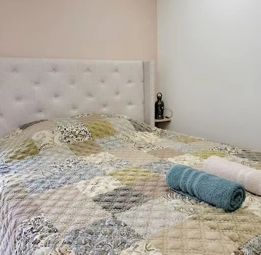 Charmante Maison Totalement Renovee *